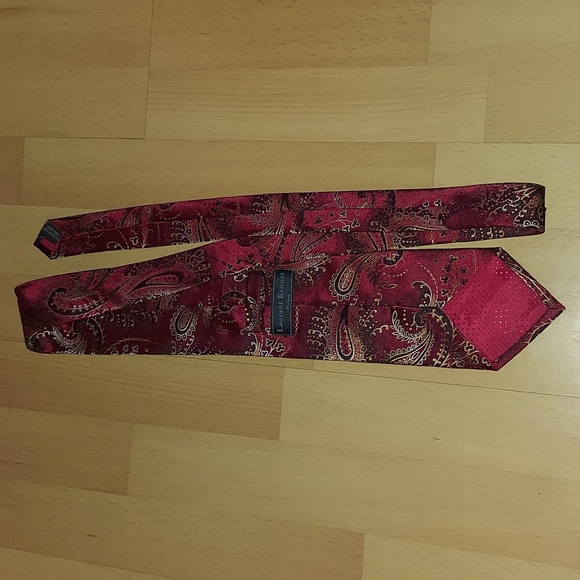 Laurant Bennet Neck Tie - Picture 4 of 6